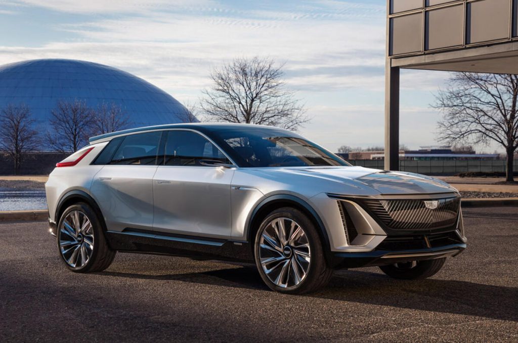 Cadillac LYRIQ pairs next-generation battery technology with a bold design statement which introduces a new face, proportion and presence for the brand’s new generation of EVs.
Images display show car, not for sale. Some features shown may not be available on actual production model.