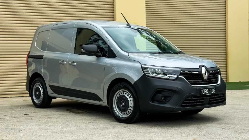 2024-12-2025-renault-kangoo-swb-petrol-review-hero-16x9-1