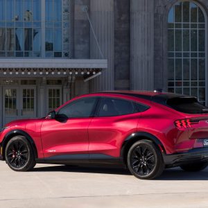Midsize SUV