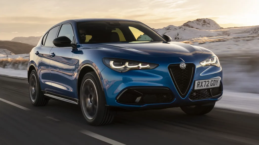 90-alfaromeostelvio-fronttracking