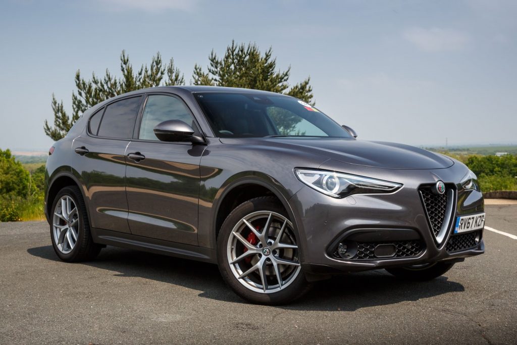 Alfa_Romeo_Stelvio_Suv_Free_Car_Picture_-_Give_Credit_Via_Link.(cropped)