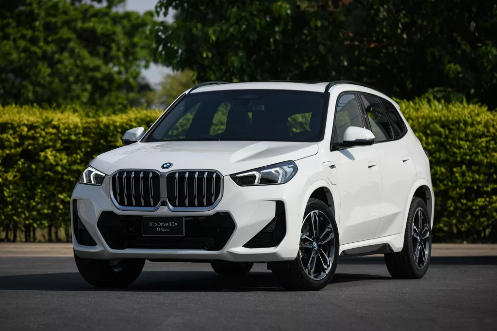 BMW-X1-xDrive30e-M-Sport-13-scaled