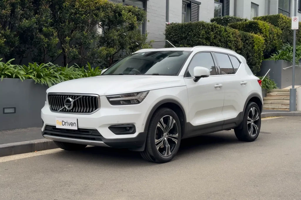 Volvo-XC40-12.jpg