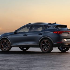 Midsize SUV 4X4